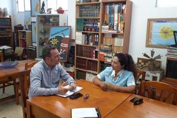 Reunión del concejal Eloy Santana con dirigentes vecinales de barrios de Telde (Foto TA)